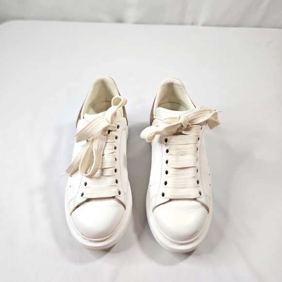 Alexander McQueen Oversized White Leather Sneakers Size 35 - Picture 9 of 9